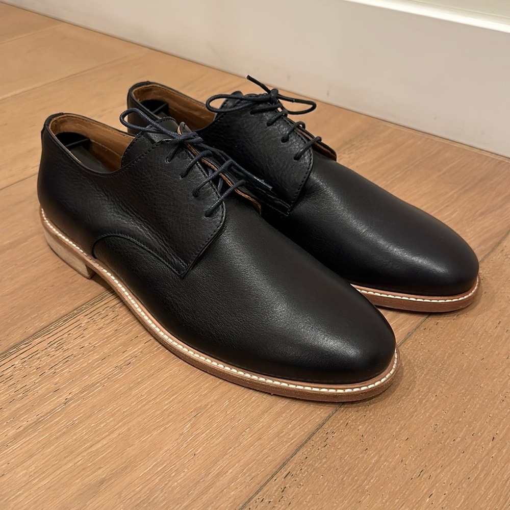 agnes b. men’s Navy Oxford shoes size 44 European